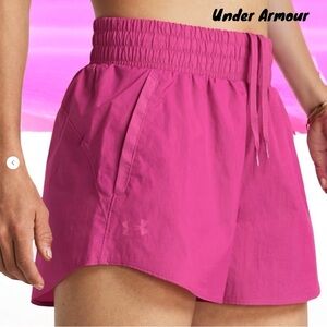 UNDER ARMOUR NWT WOMENS UA LOOSE FLEX WOVEN 3” CRINKLE SHORTS ASTRO PINK SMALL